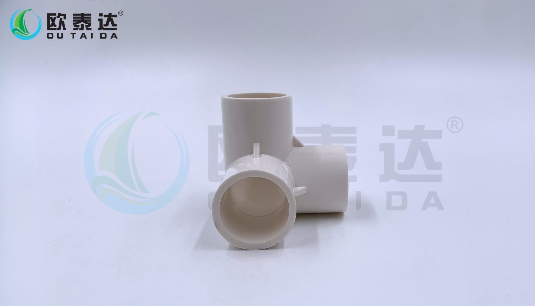 PVC 3D three-way fitting