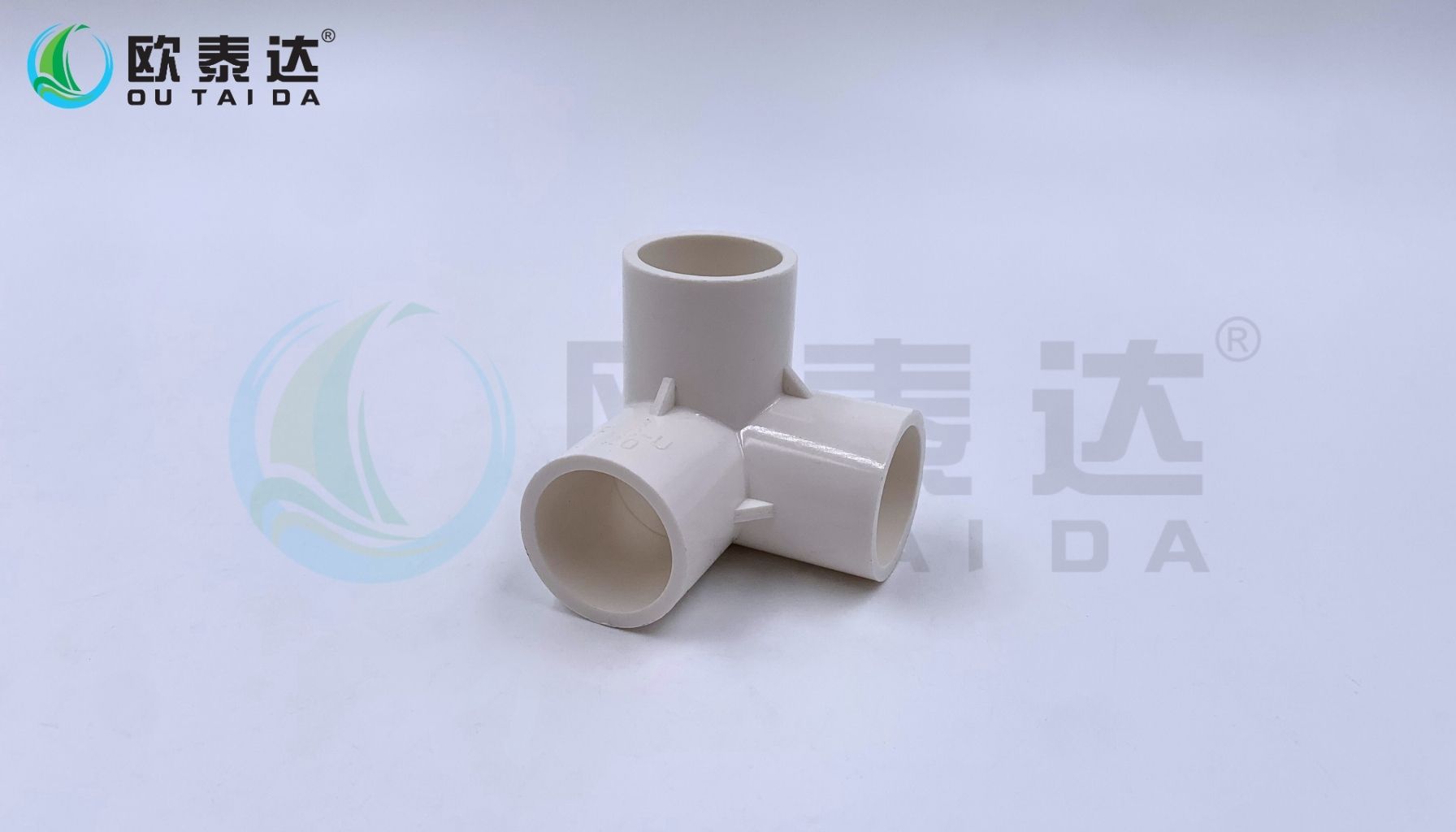 PVC 3D three-way fitting