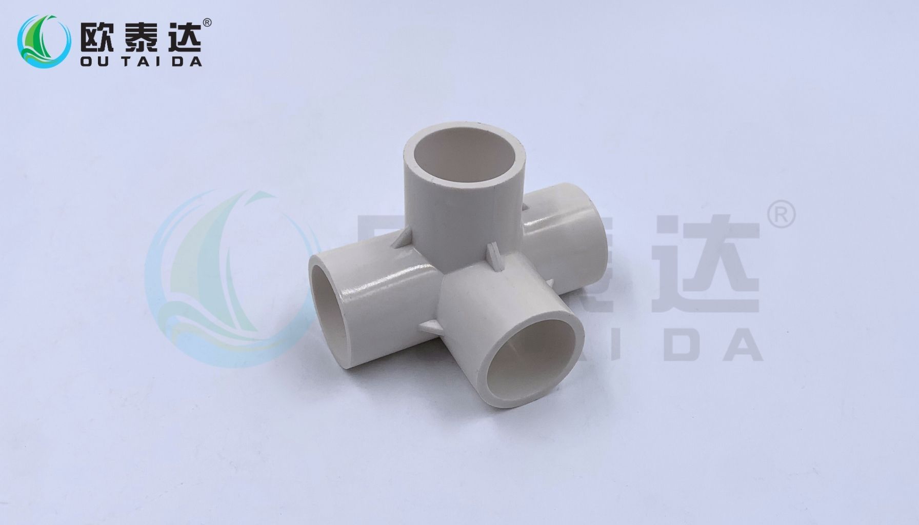 PVC 3D four-way fitting