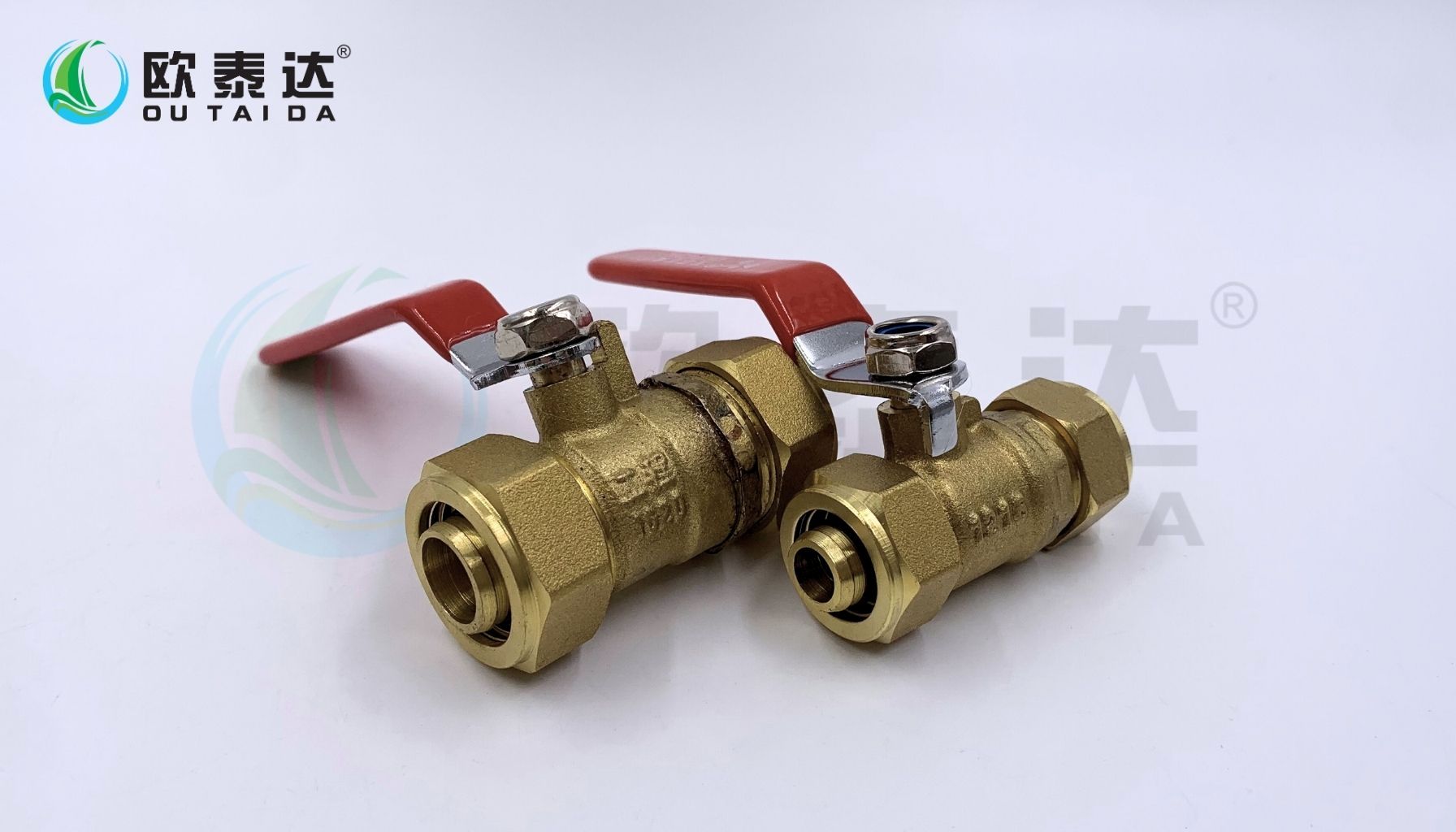 Brass aluminum-plastic pipe ball valve