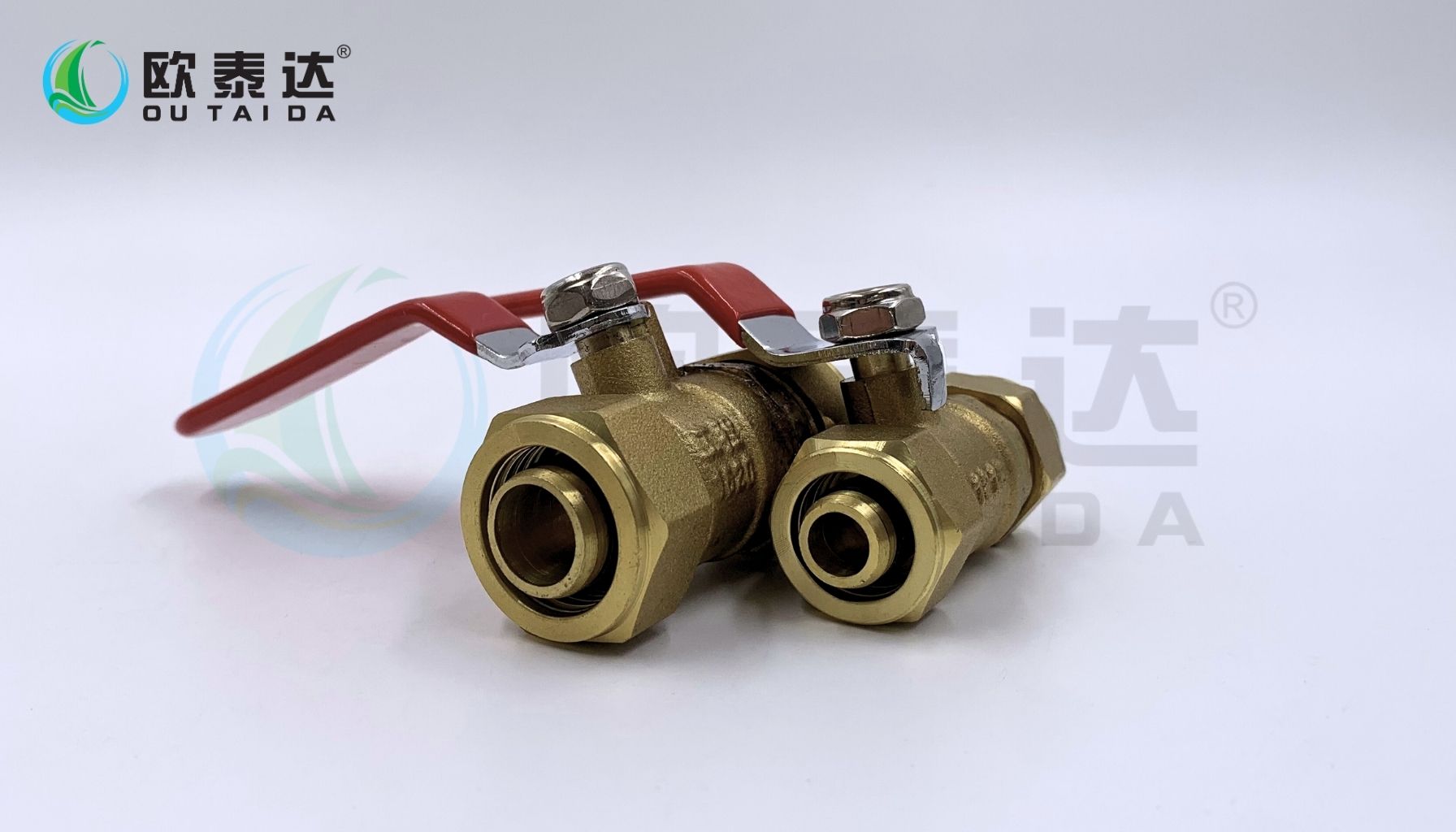 Brass aluminum-plastic pipe ball valve